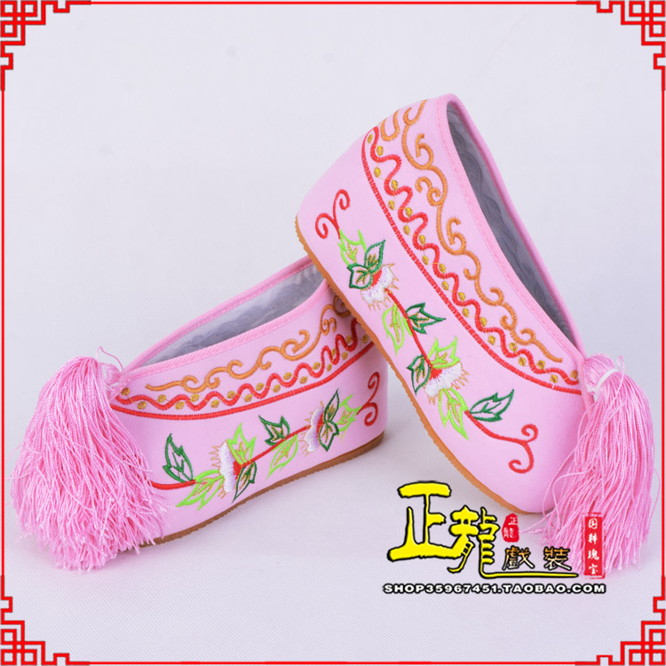 郑州花旦鞋女绣花彩鞋 舒适款草花内高彩鞋